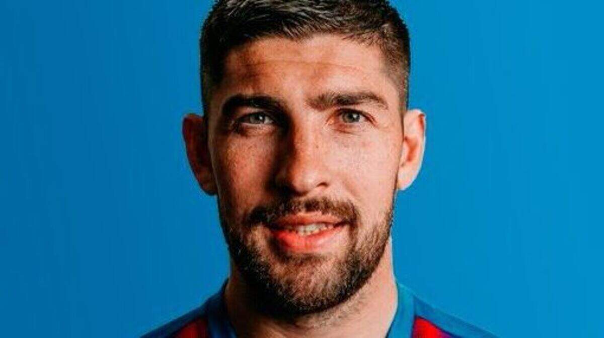 Ards defender Michael Ruddy calls for medical experts at grounds after ...