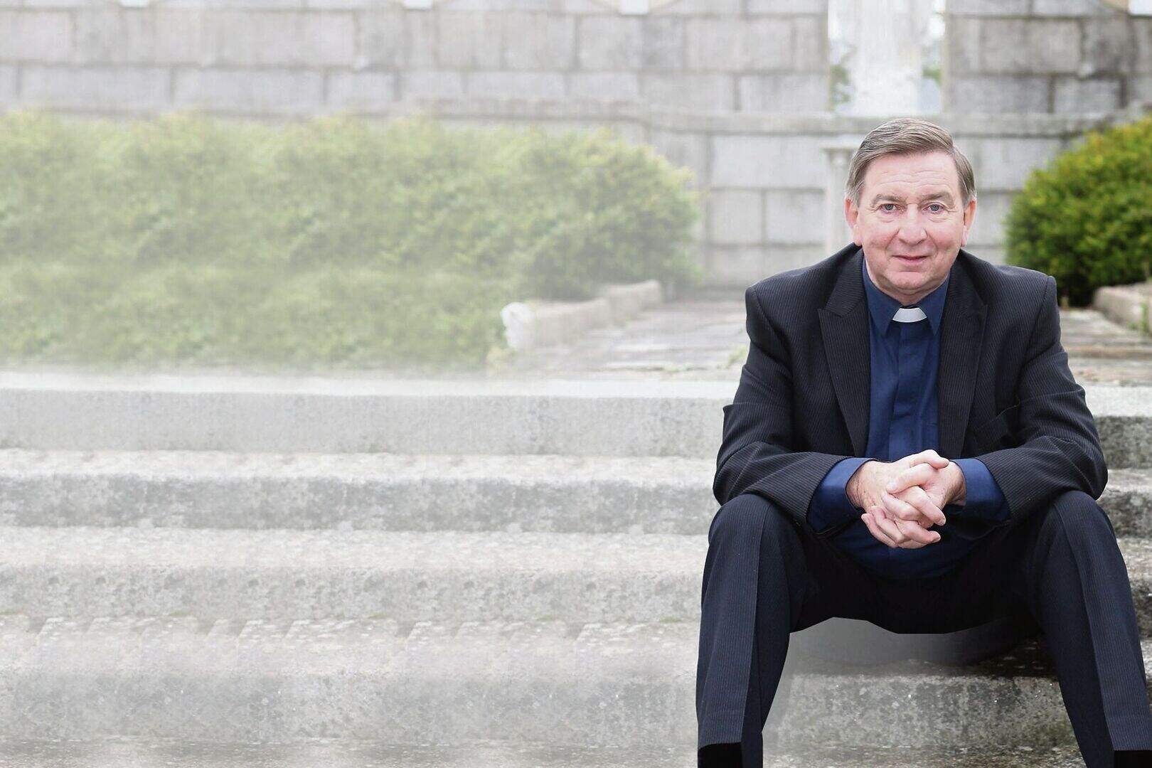 Why was a Catholic priest talking to the Freemasons in a Protestant ...