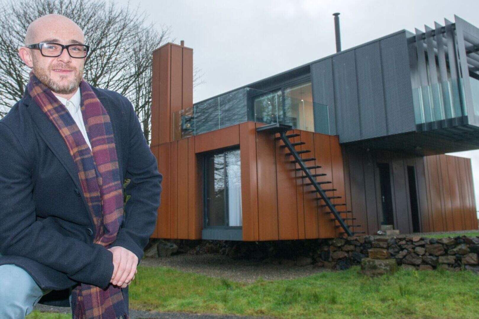 Grand Designs architect offers his shipping container home for auction ...