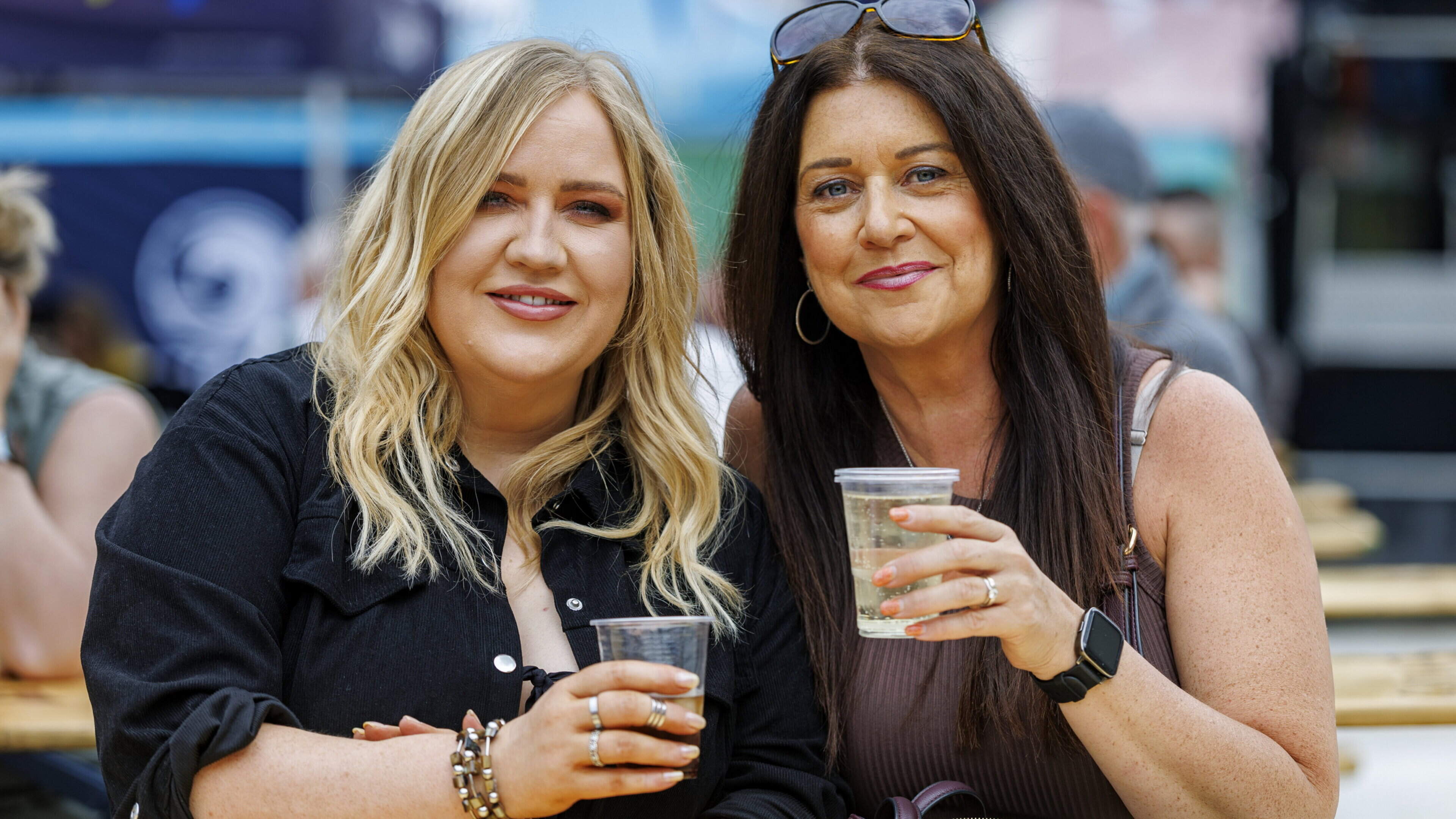 ‘I could fall in love with the flowers’: Fun in the sun as hundreds enjoy Belfast's spring market