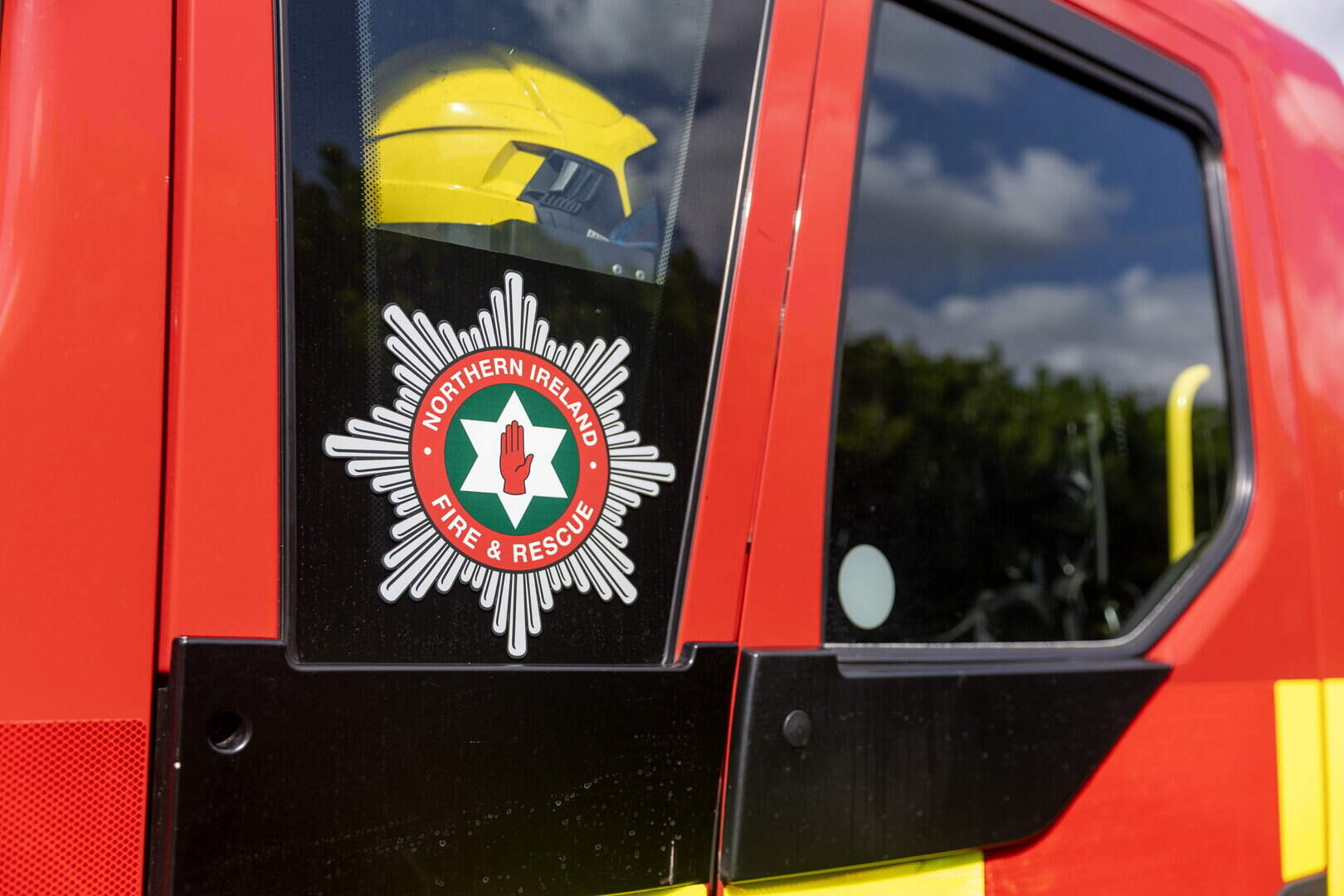 Armagh flat fire Railway Street: man (33) and woman (26) arrested after ...