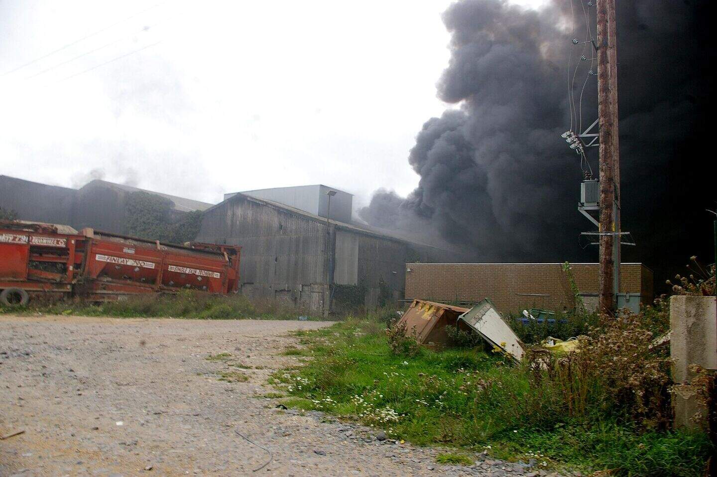 Video: Major fire breaks out at Killough recycling plant | Belfast ...
