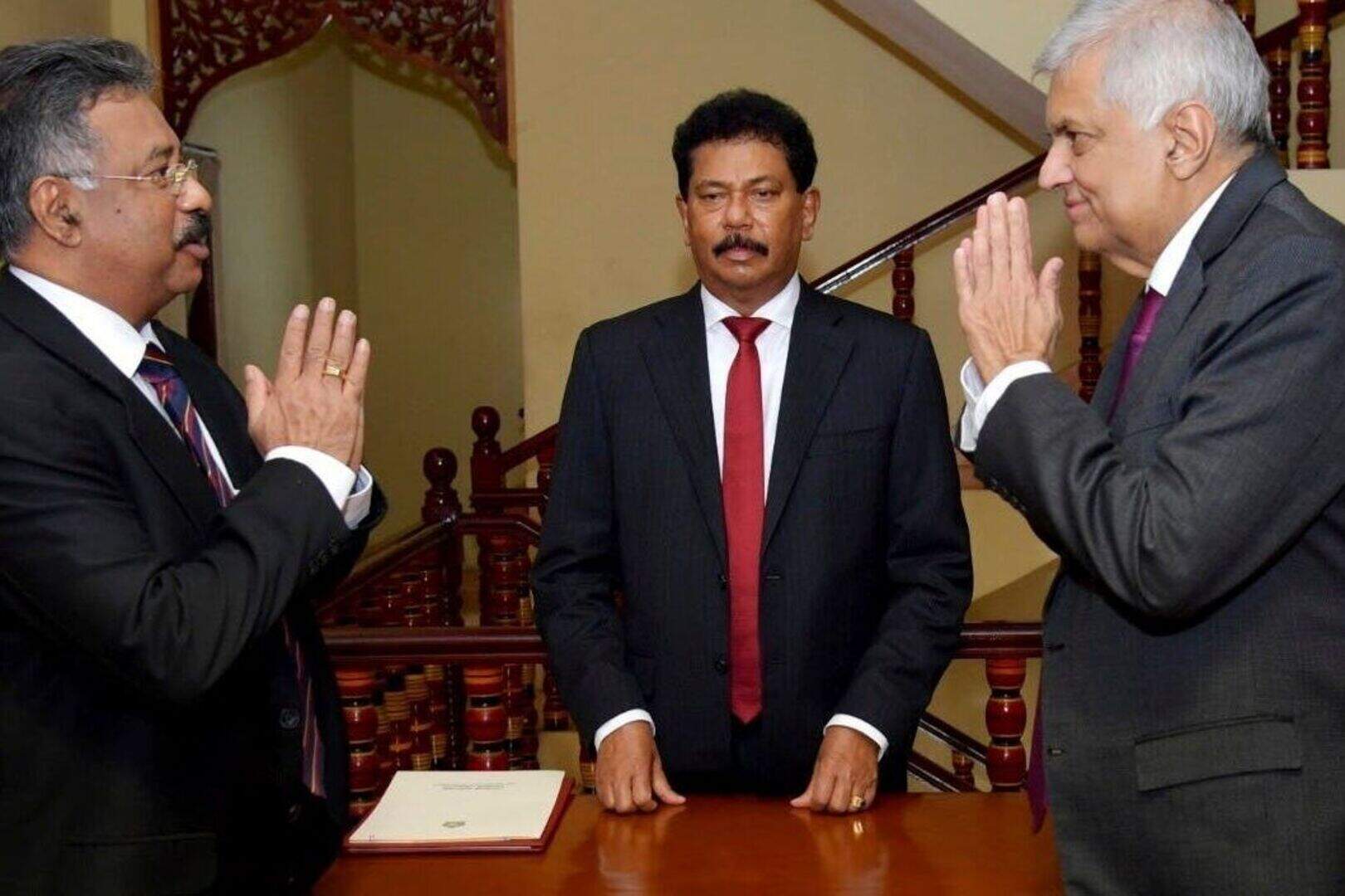 Sri Lankan president Gotabaya Rajapaksa resigns after fleeing country ...