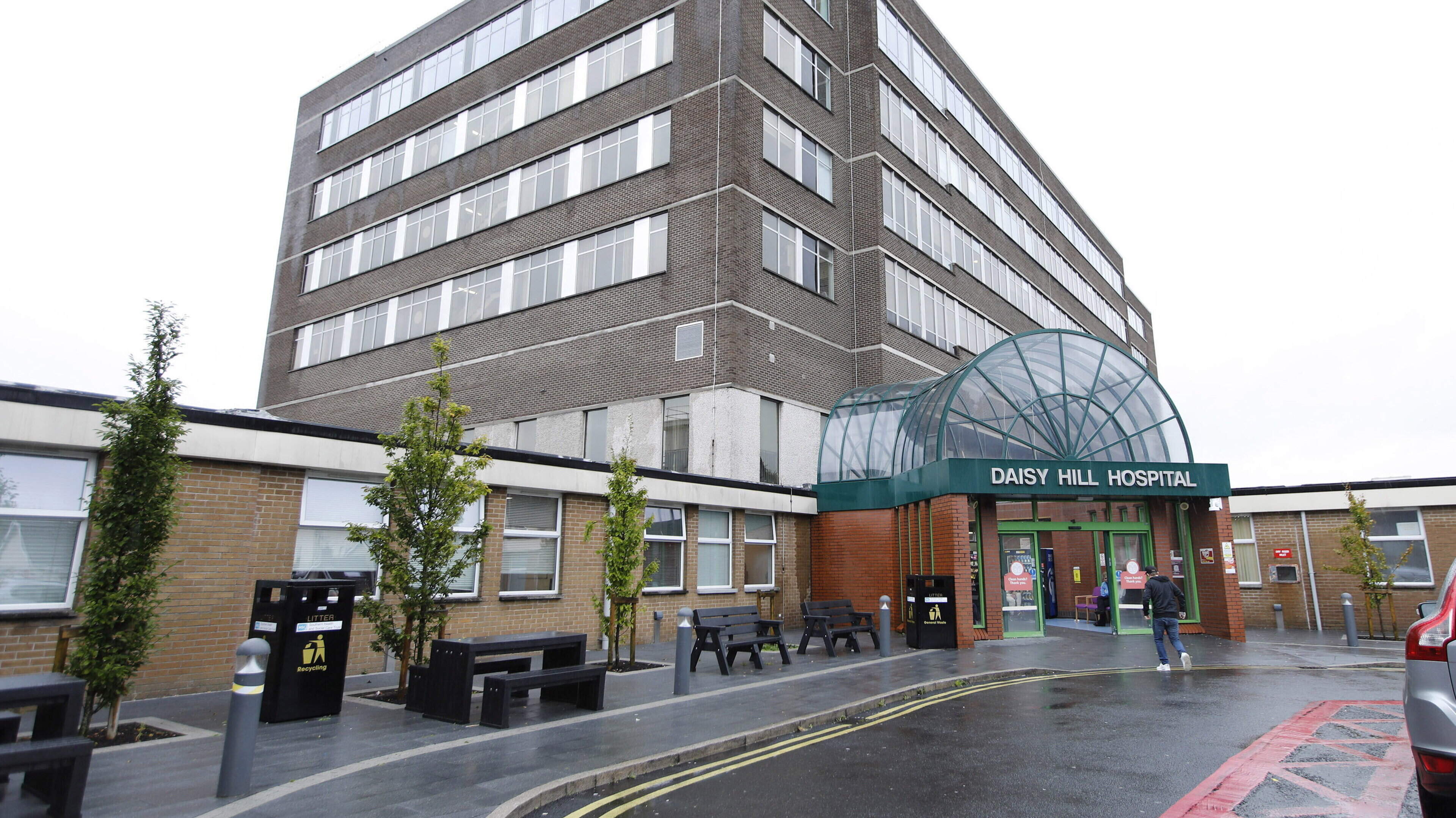 Police force entry to home to help woman in labour