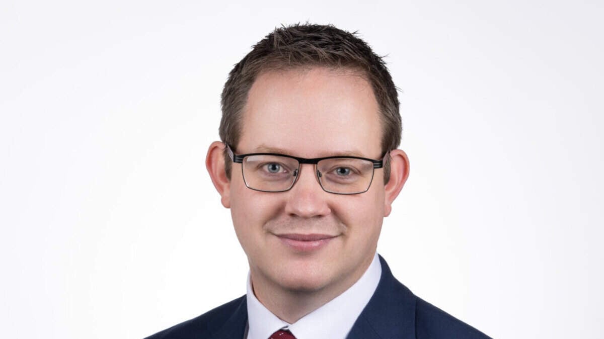 UUP councillor who was SpAd to Nesbitt faces standards hearing over declaration of interests