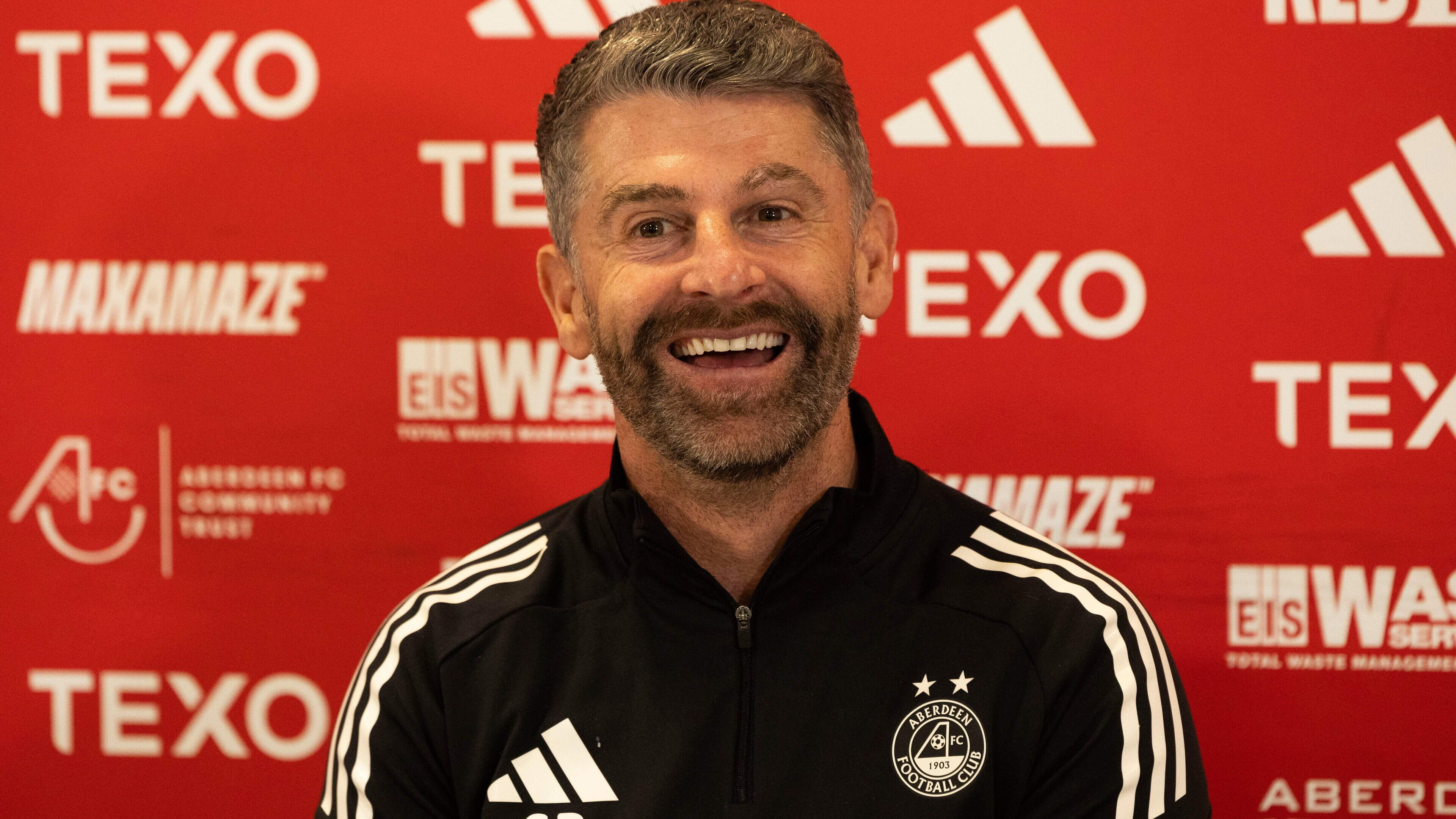 Stephen Robinson: ‘People may not see him as a sexy signing but Northern Ireland star will be an integral and important player for us’