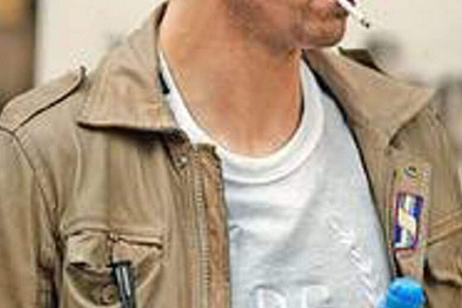 Smokin' players: Jack Wilshere, Zidane, Cruyff, Rooney and even Wenger have  all puffed away