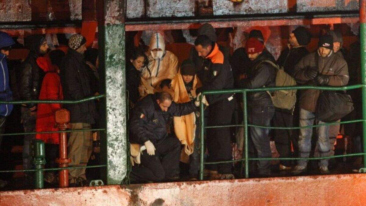Second migrant ship abandoned by crew - Italian coast guard rescues ...
