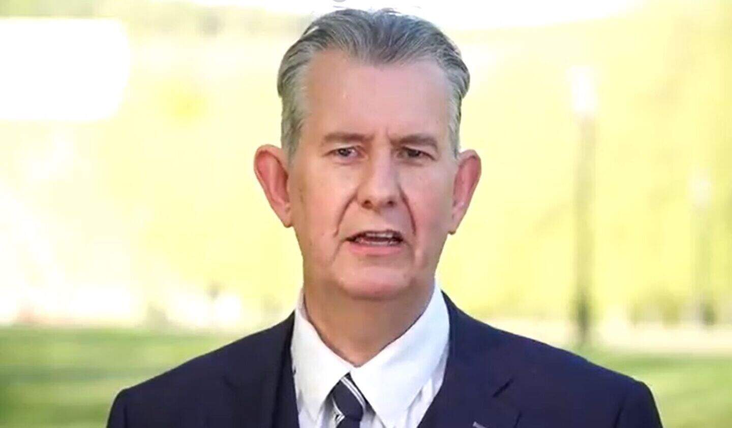Sir Jeffrey Donaldson and Edwin Poots confirmed as DUP leadership ...