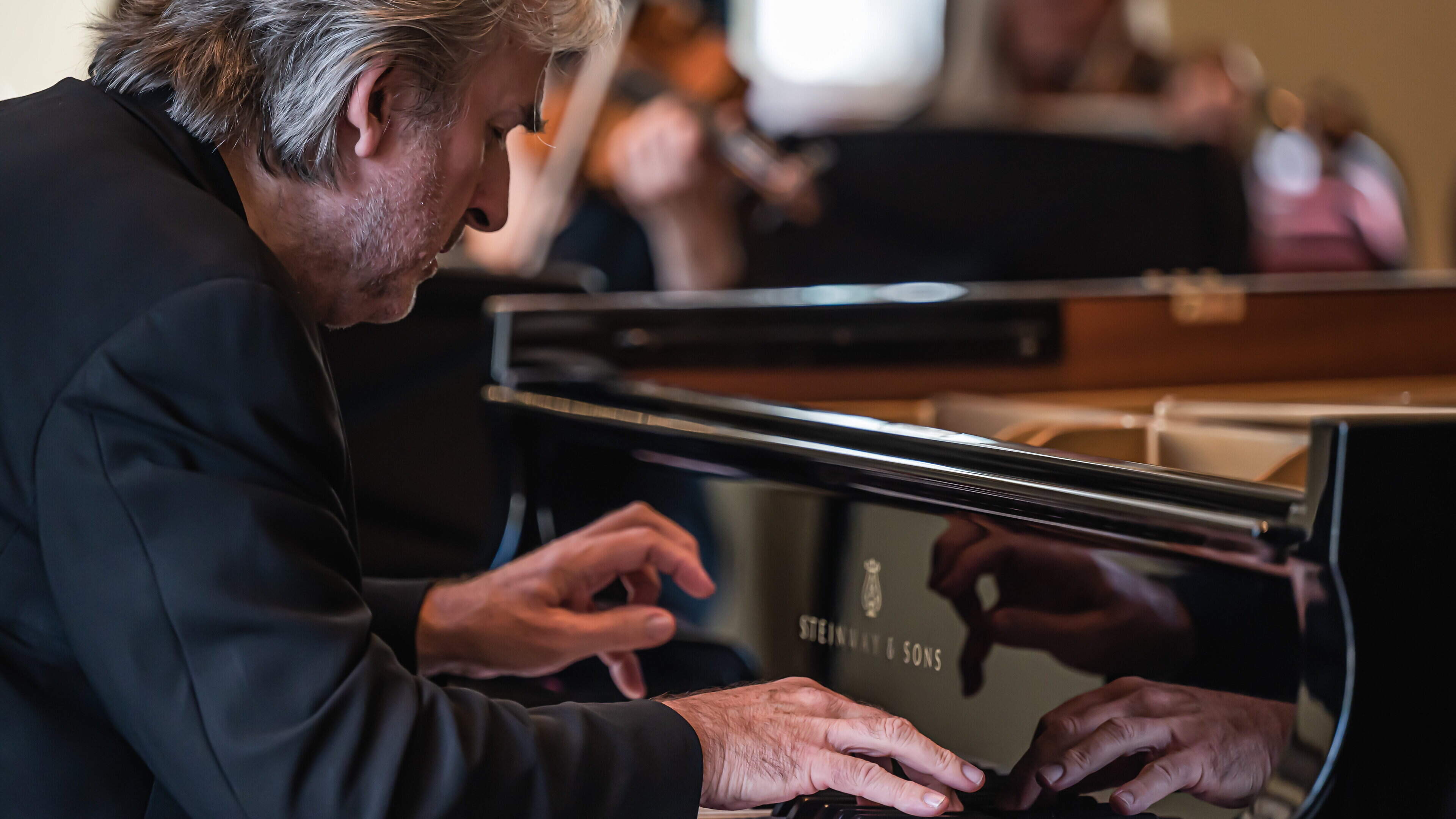 Barry Douglas © Neil Harrison
