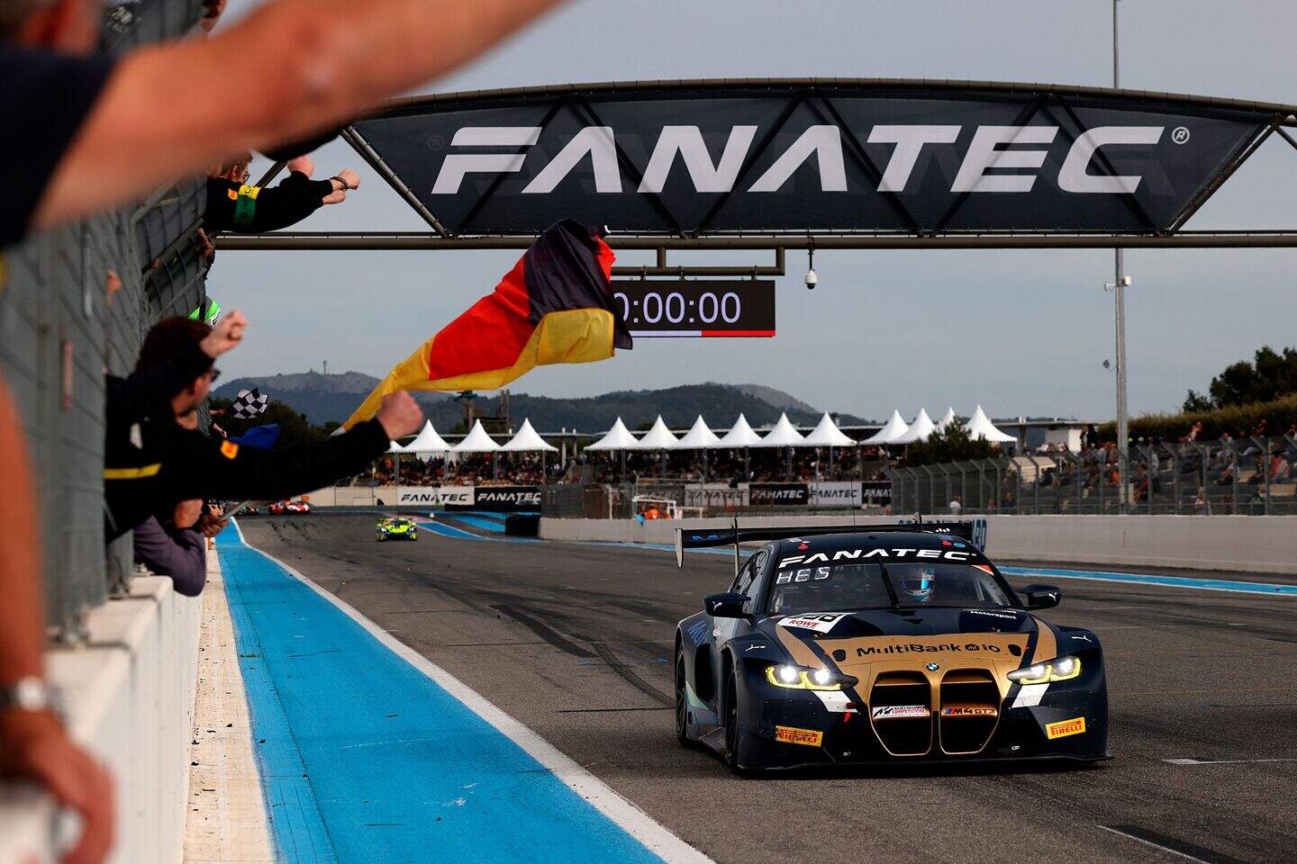Motorsport: Dan Harper wraps up historic first-ever win in Fanatec GT ...