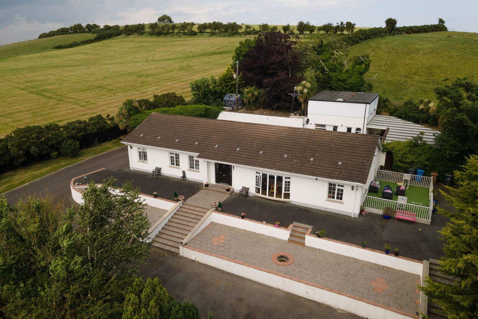 Bucks Head Road, Downpatrick: House on an elevated site with a Mournes ...