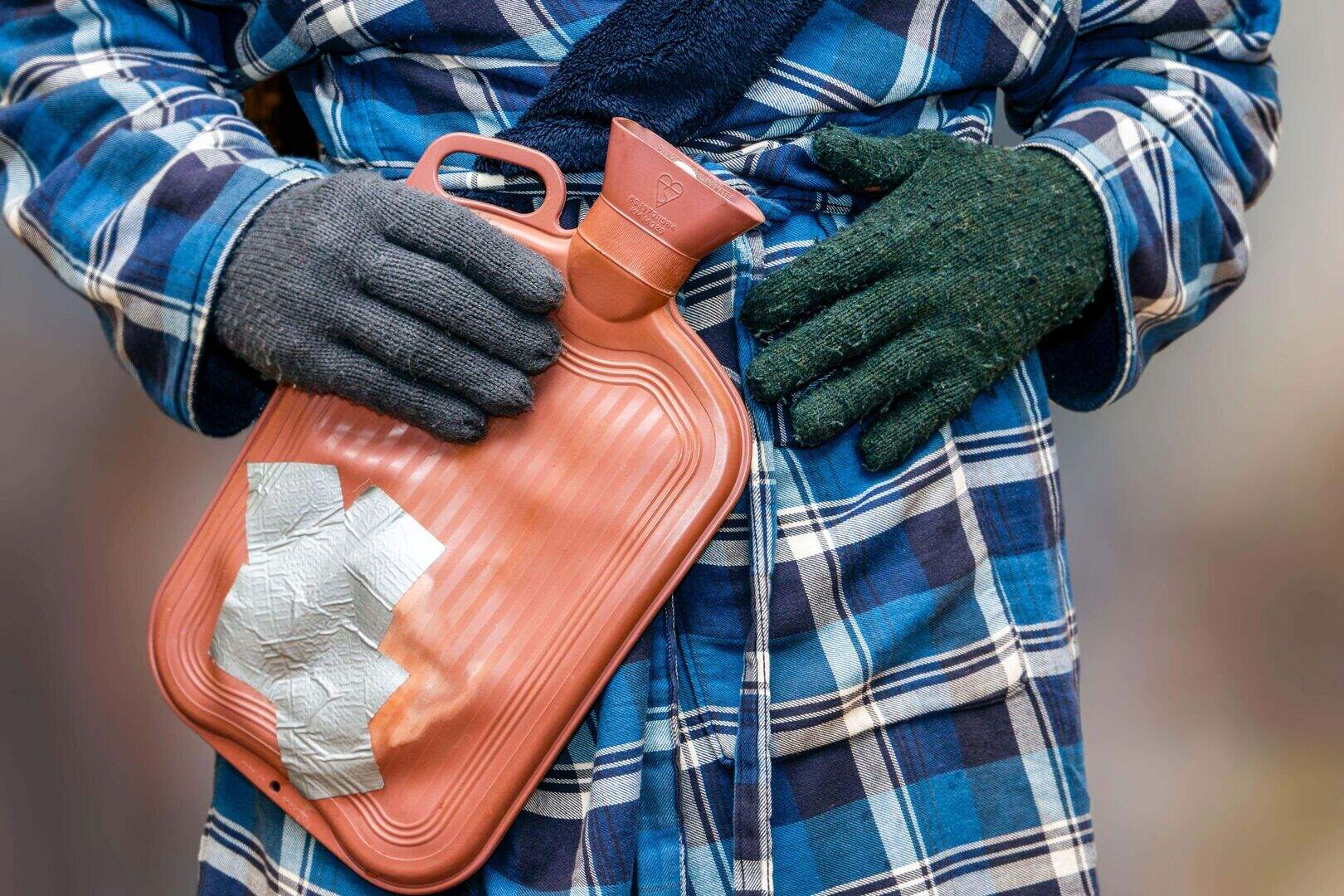 Millions of households ‘cannot afford their heating’ as cold snap sets ...