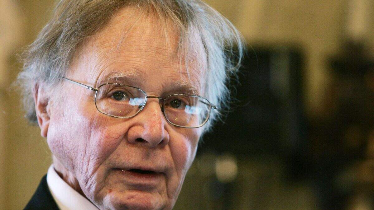 Climate scientist who brought ‘global warming’ term into common use ...
