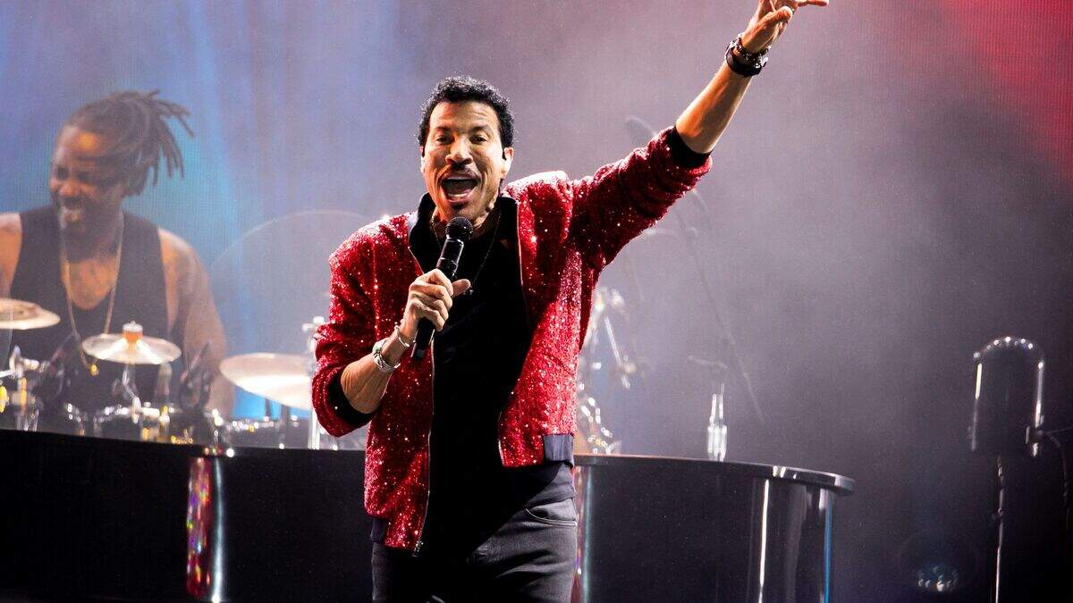NI’s gigs this week: King of soul-pop Lionel Richie kicks off European ...
