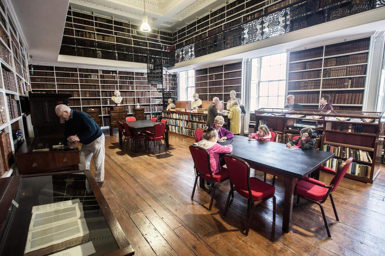 Northern Ireland’s oldest library turns the page on 250 years | Belfast ...