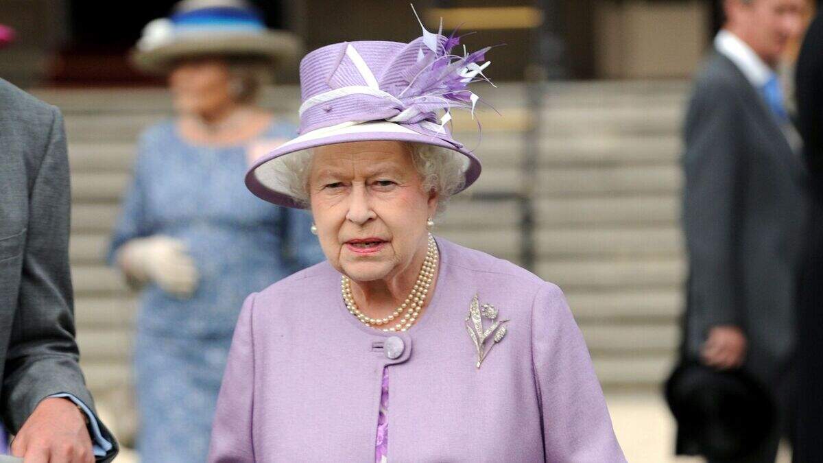 ‘Clown’ poison pen letter to Queen sparked major alert, court told ...
