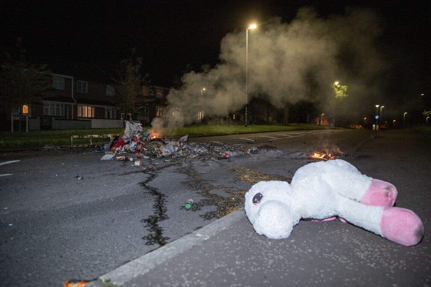 Derry: Teenage girl hit in face with debris from burning vehicle during ...
