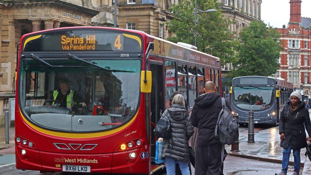 Labour: Government has ’10 days to act’ to avoid bus cuts | Belfast ...