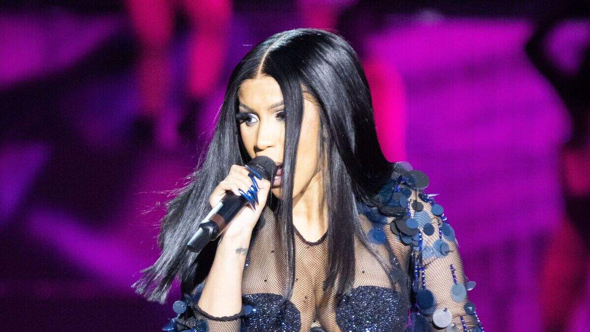 Cardi B gives fans lively performance at Wireless Festival | Belfast ...