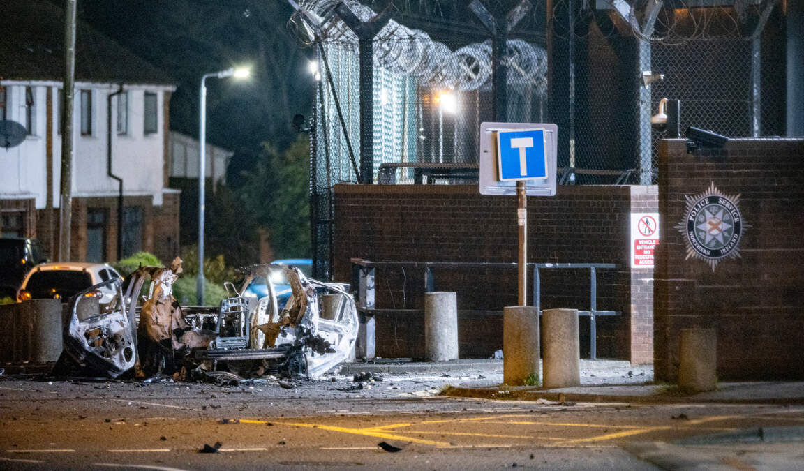 Car bomb explodes outside Northern Ireland police station