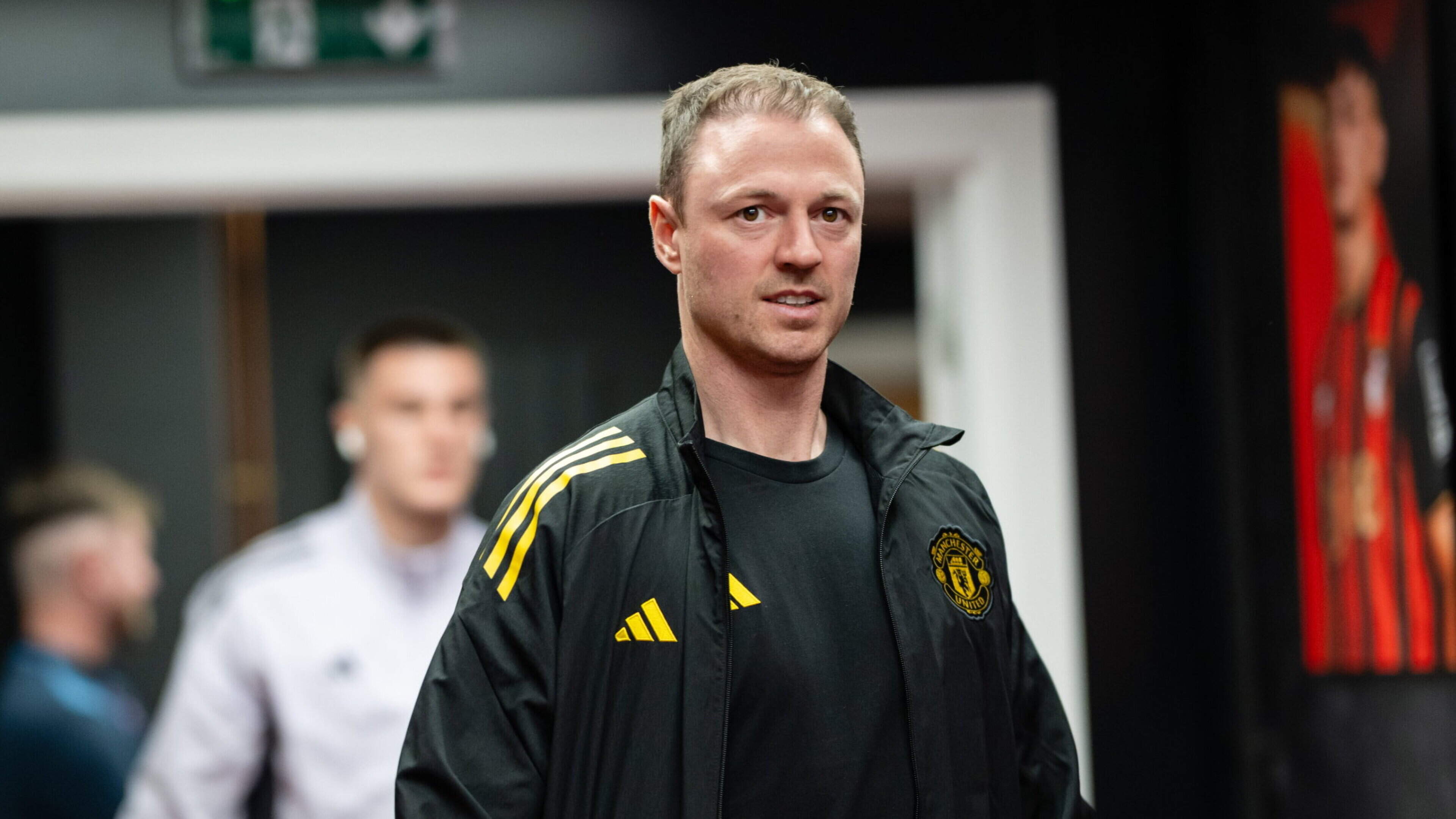 Manchester United legend on why Jonny Evans is the ‘comfort blanket’ in Old Trafford dressing room