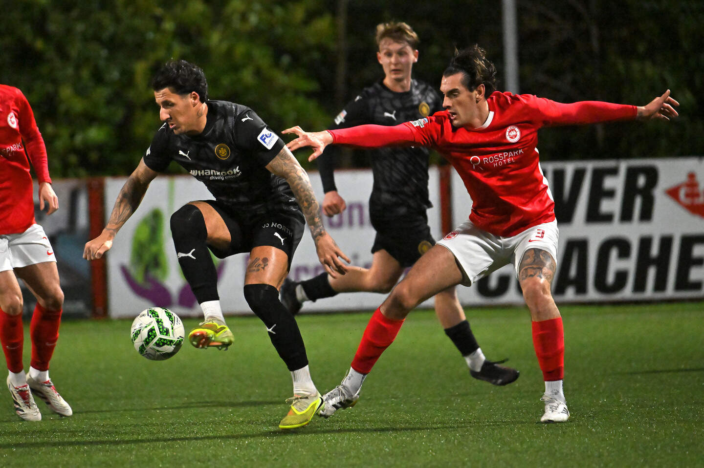 Title race takes another twist after Larne suffer first-half horror ...