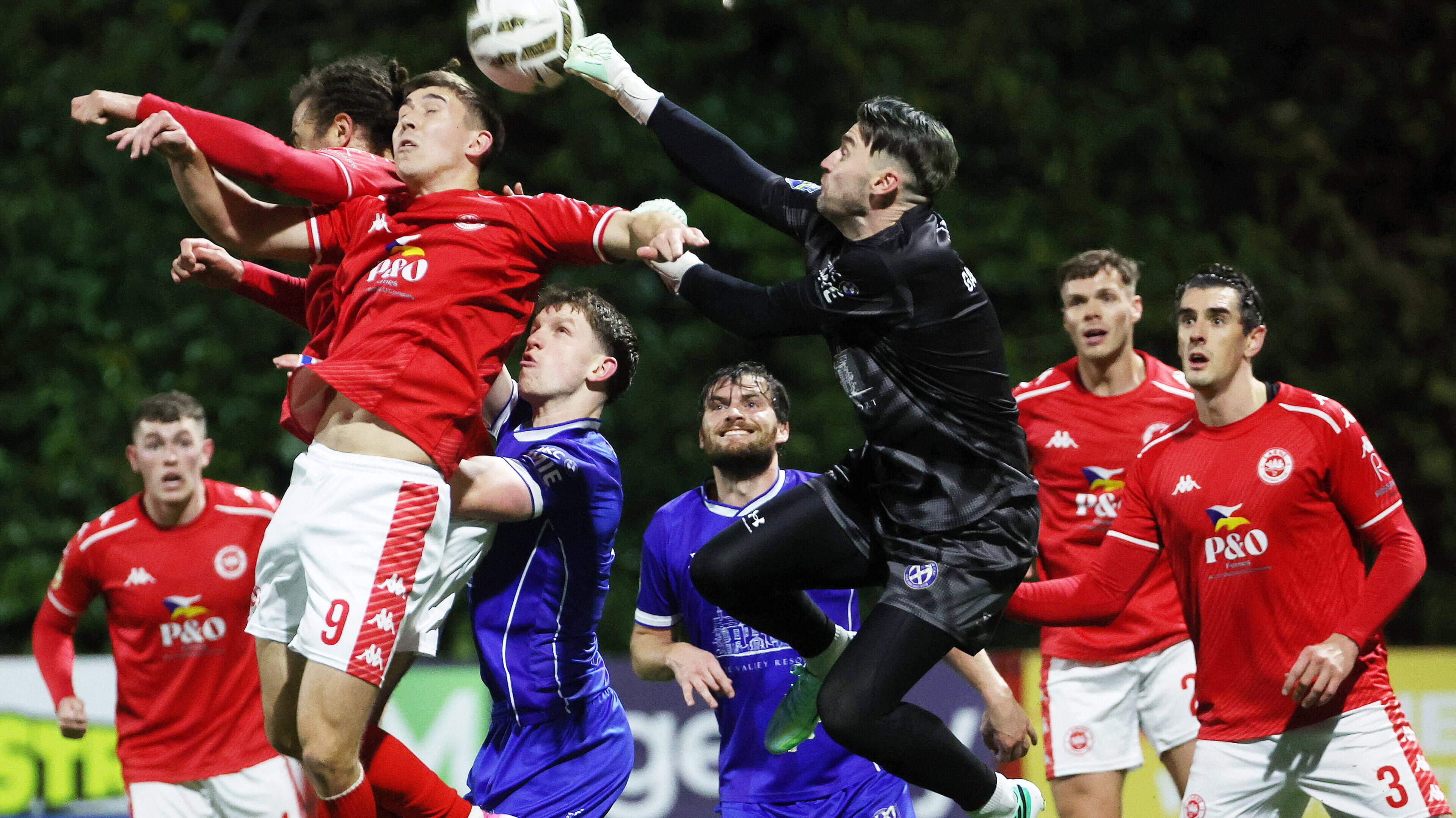 Larne’s bid to retain title dealt another blow after being held to home draw by gutsy Limavady United
