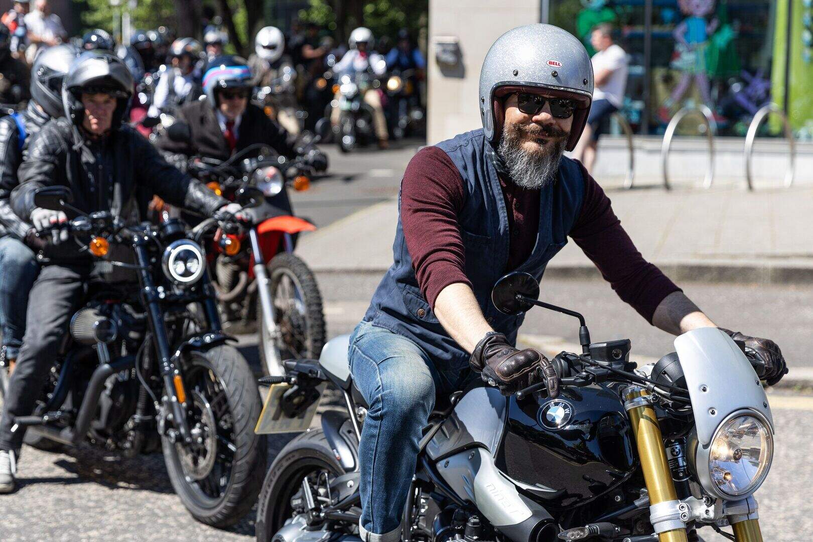 The Distinguished Gentleman’s Ride: Classic motorcycle riders don their ...