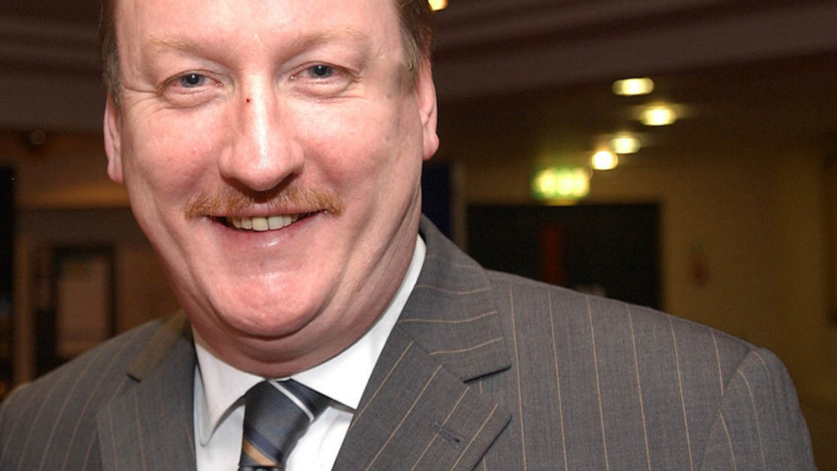 Stormont talks: Ardoyne parade dispute mediators ready to help out ...