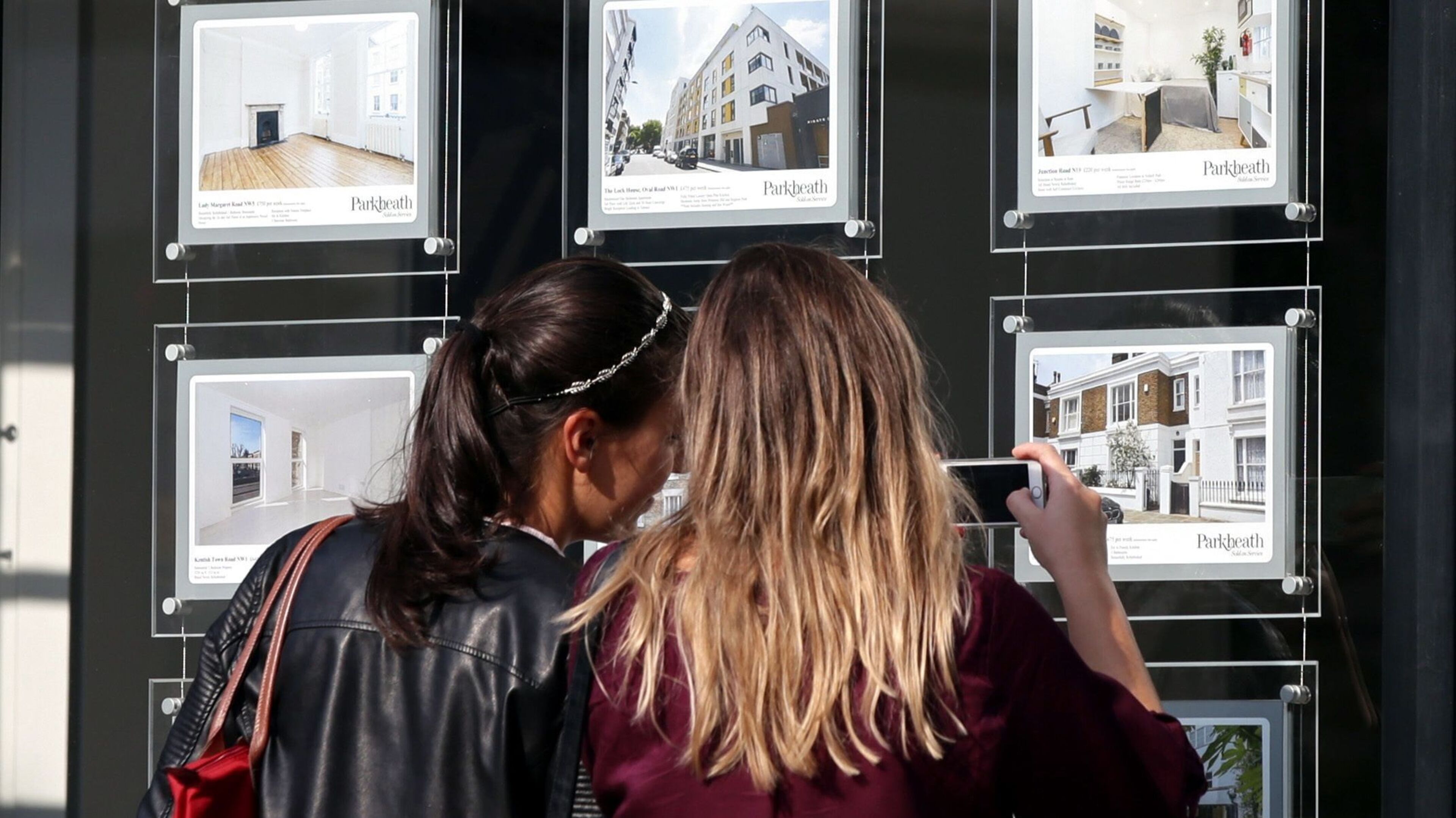 NI reports strongest annual house price growth of UK regions