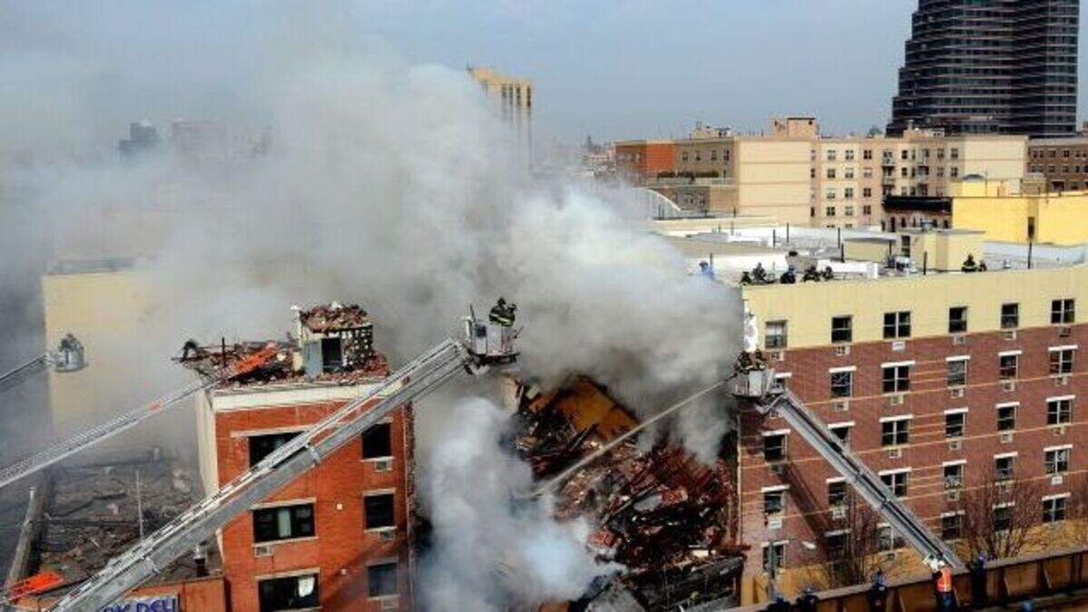 New York City 'explosion': Two dead and at least 20 injured in East ...