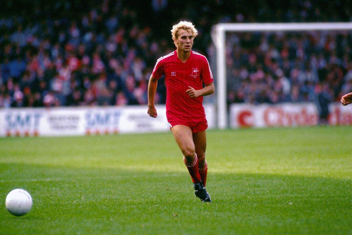 Former Aberdeen player Neale Cooper dies after collapse | Belfast Telegraph