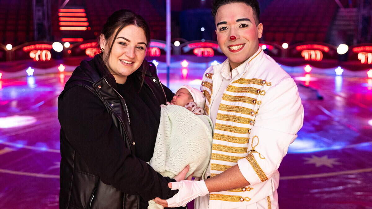 Donegal baby joins 11th generation of Duffy’s Circus performers — born after 50-hour labour