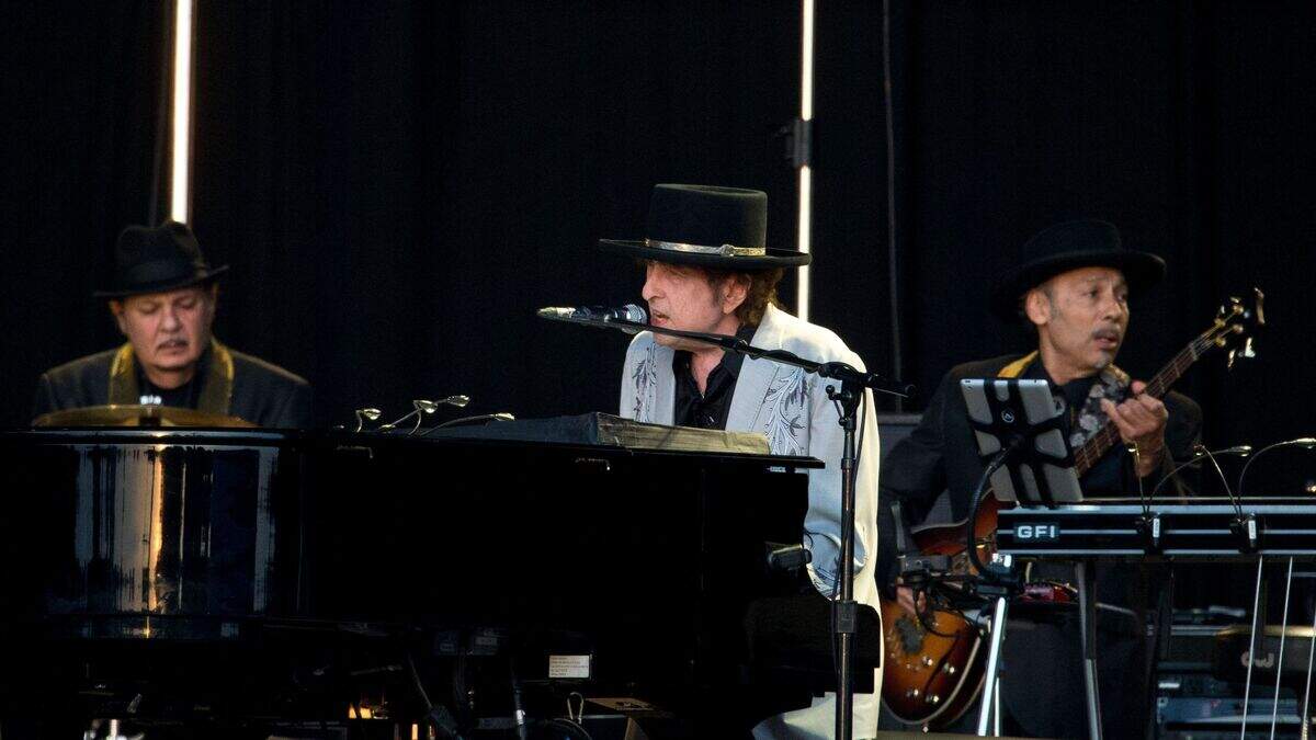 Bob Dylan adds new dates to first UK tour in five years | Belfast Telegraph