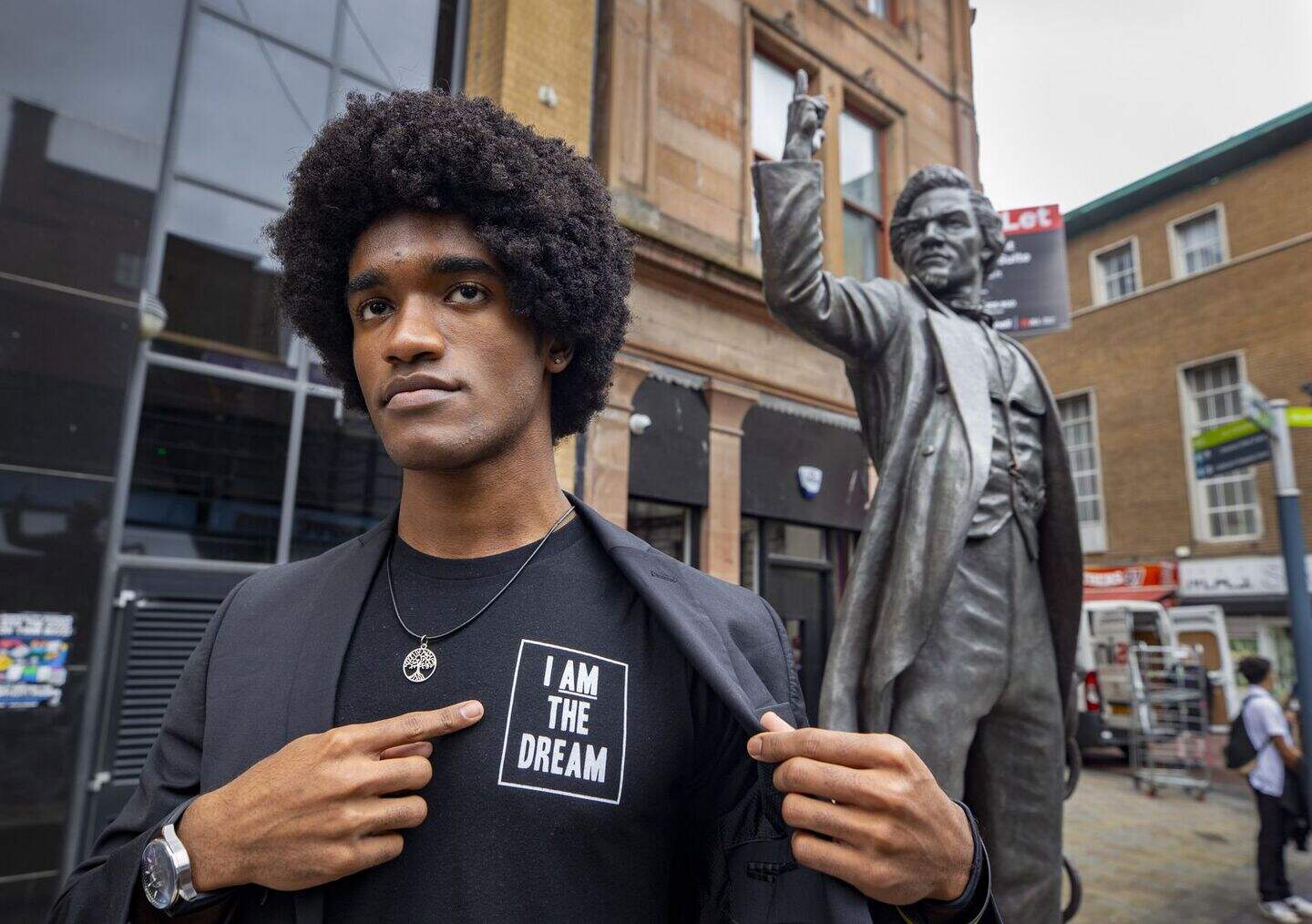 Frederick Douglass ‘amongst the people he loved’ as statue unveiled in ...