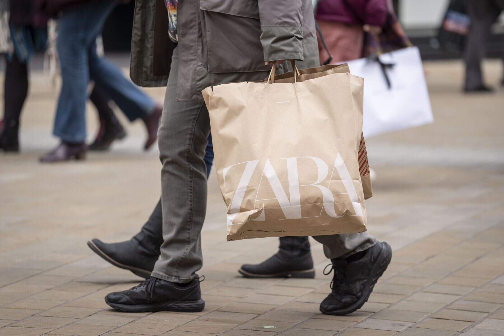 Retail footfall in Northern Ireland declines by over 5% in June ...