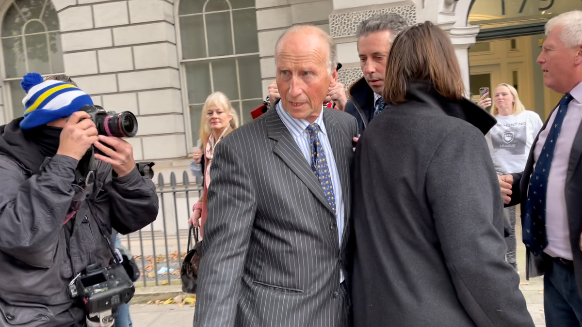 Prominent huntsman fined £3,500 for advice on illegal fox hunting ...