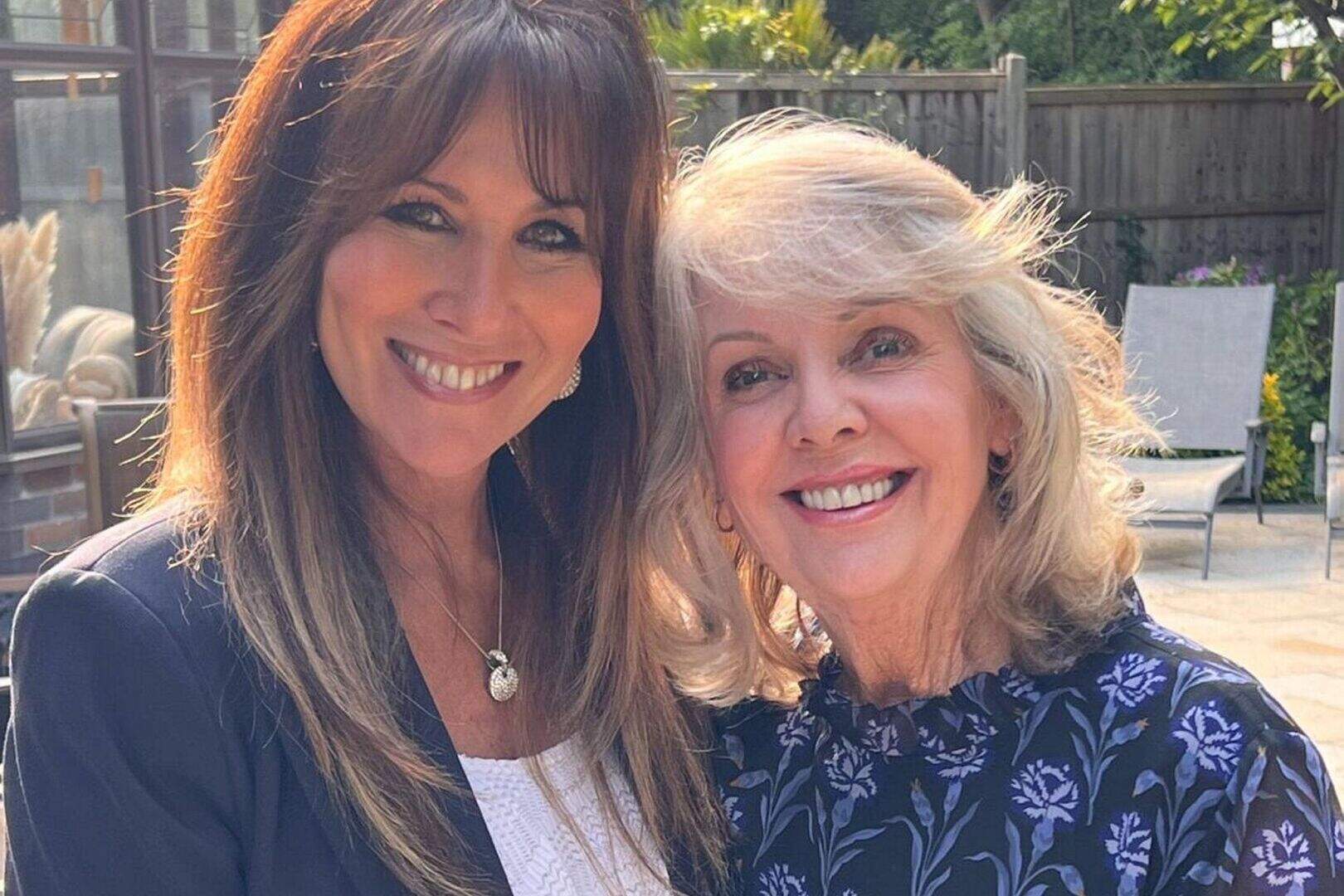 ‘There have been a few surreal moments’: Meet the celebrity psychic who ...