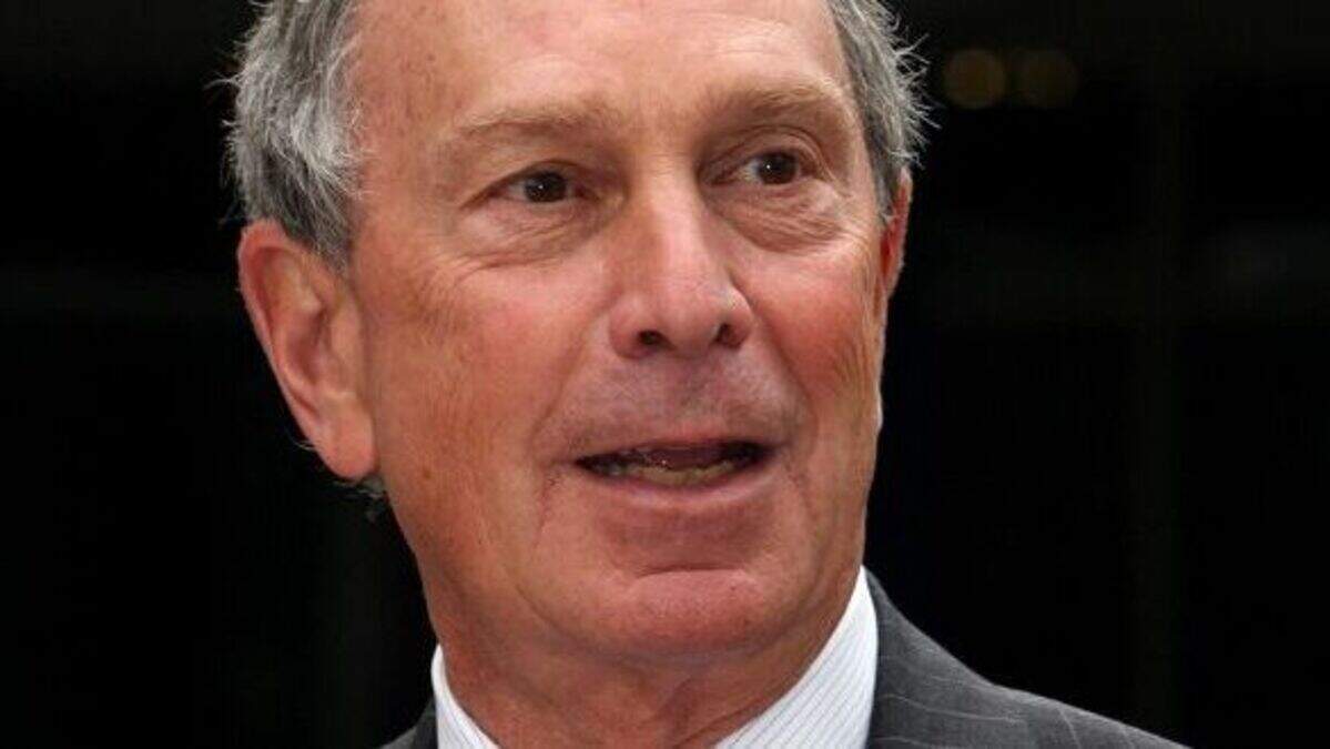 New York mayor Michael Bloomberg backs O Muilleoir | Belfast Telegraph