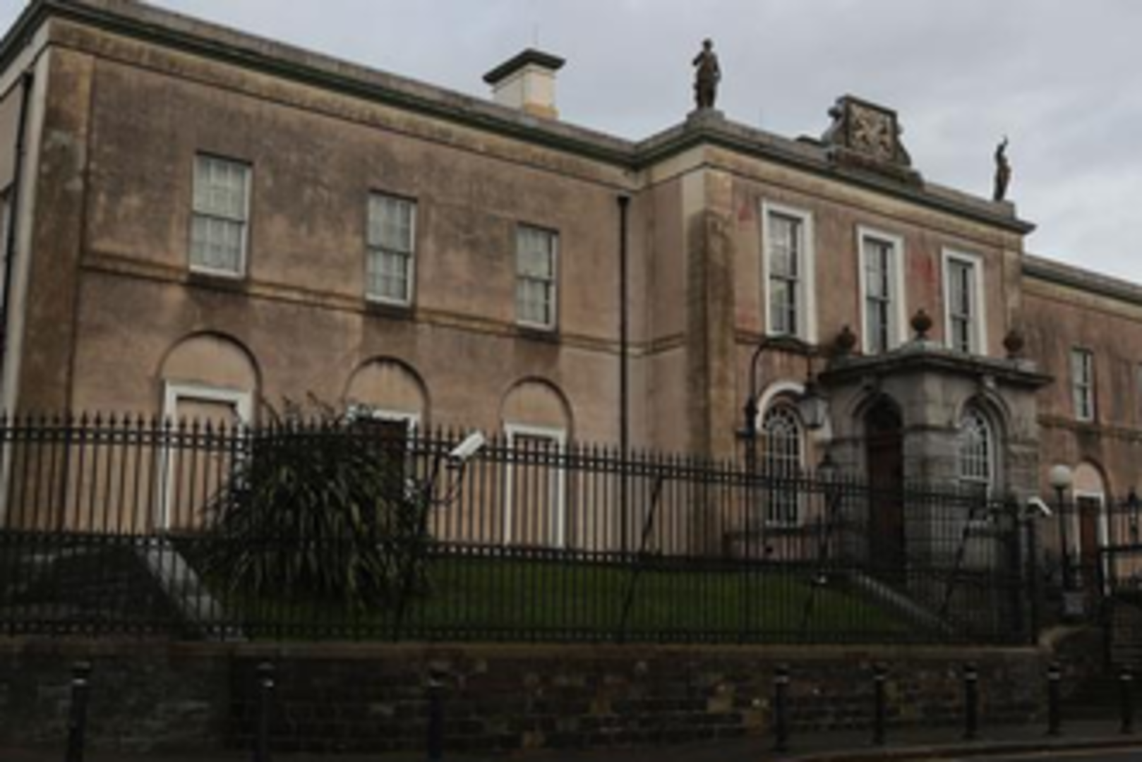 Darren Watson: Jury discharged after burglary defendant dies | Belfast ...