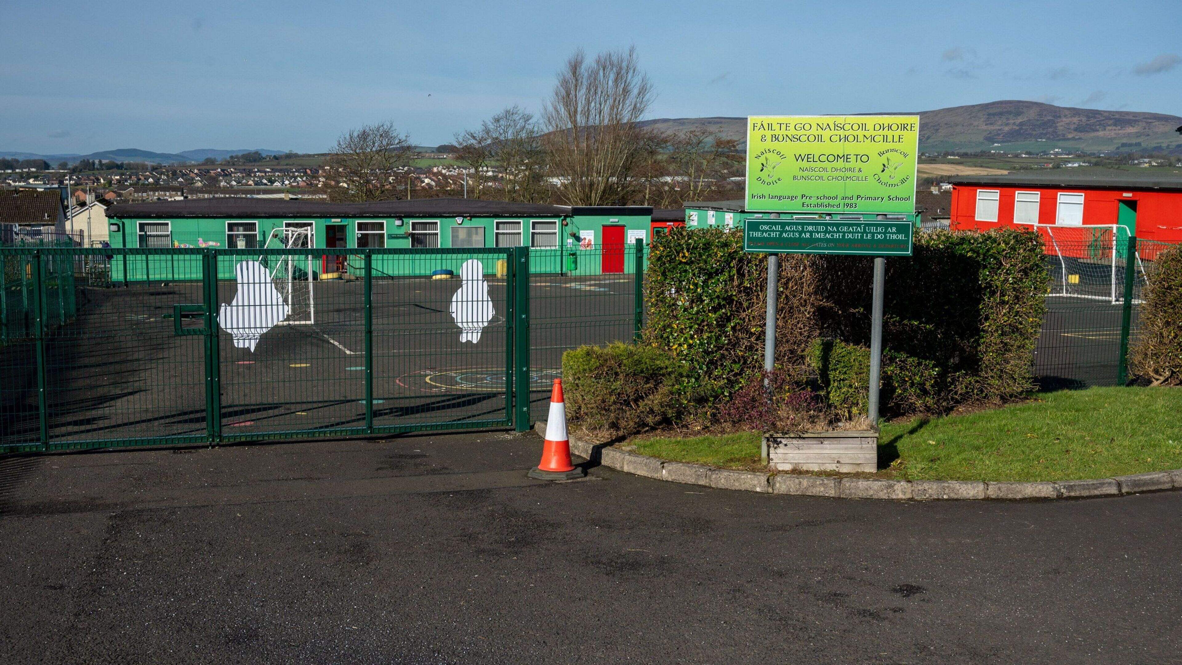 School with no permanent building still waiting for repairs as department fails to give timeline