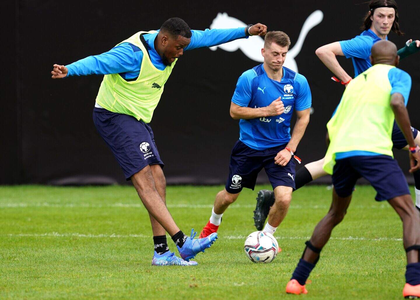 YouTuber Chunkz on how football helped him when growing up on council ...