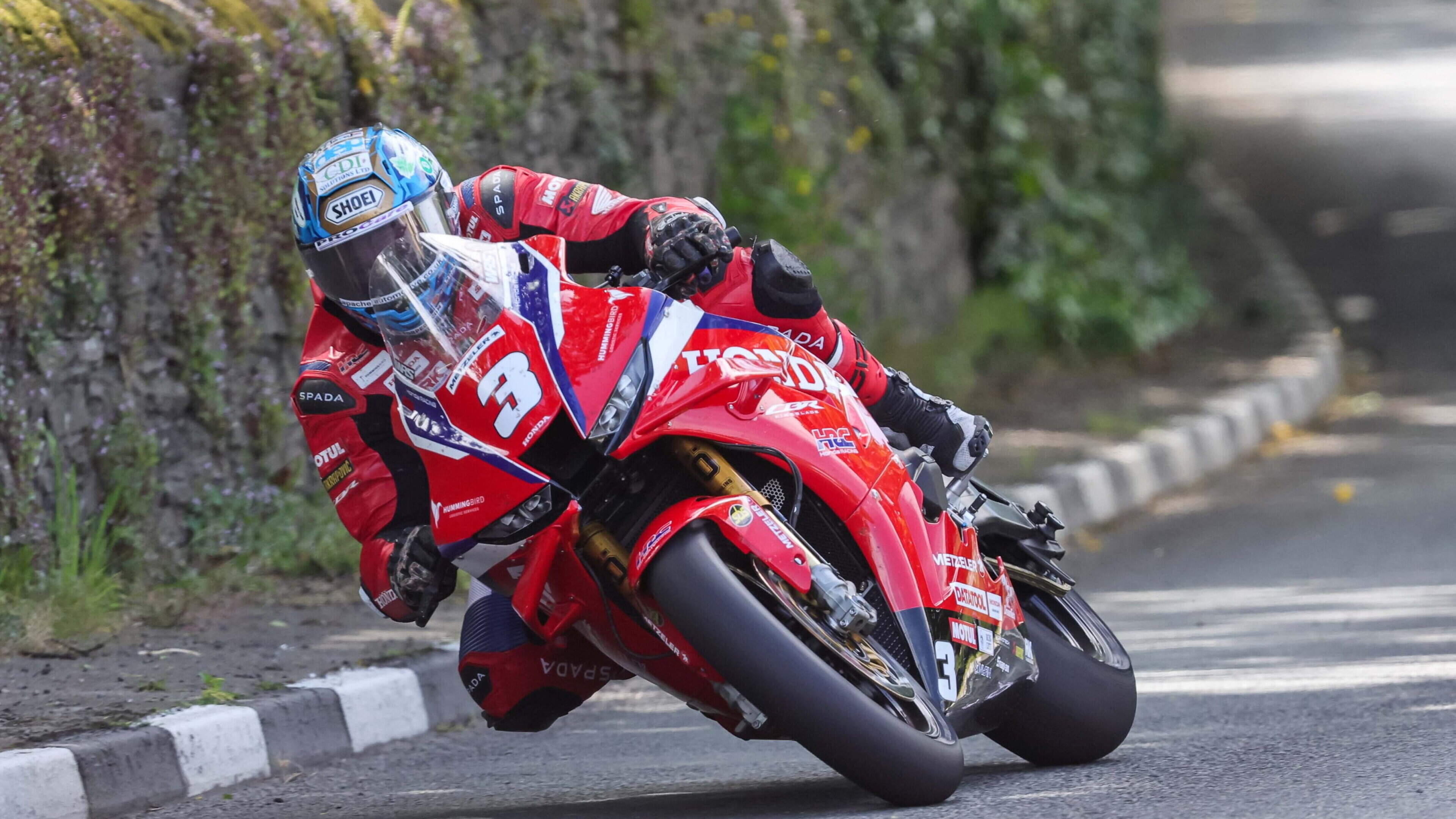Dean Harrison smashes Superstock qualifying record as he targets third straight Isle of Man TT win