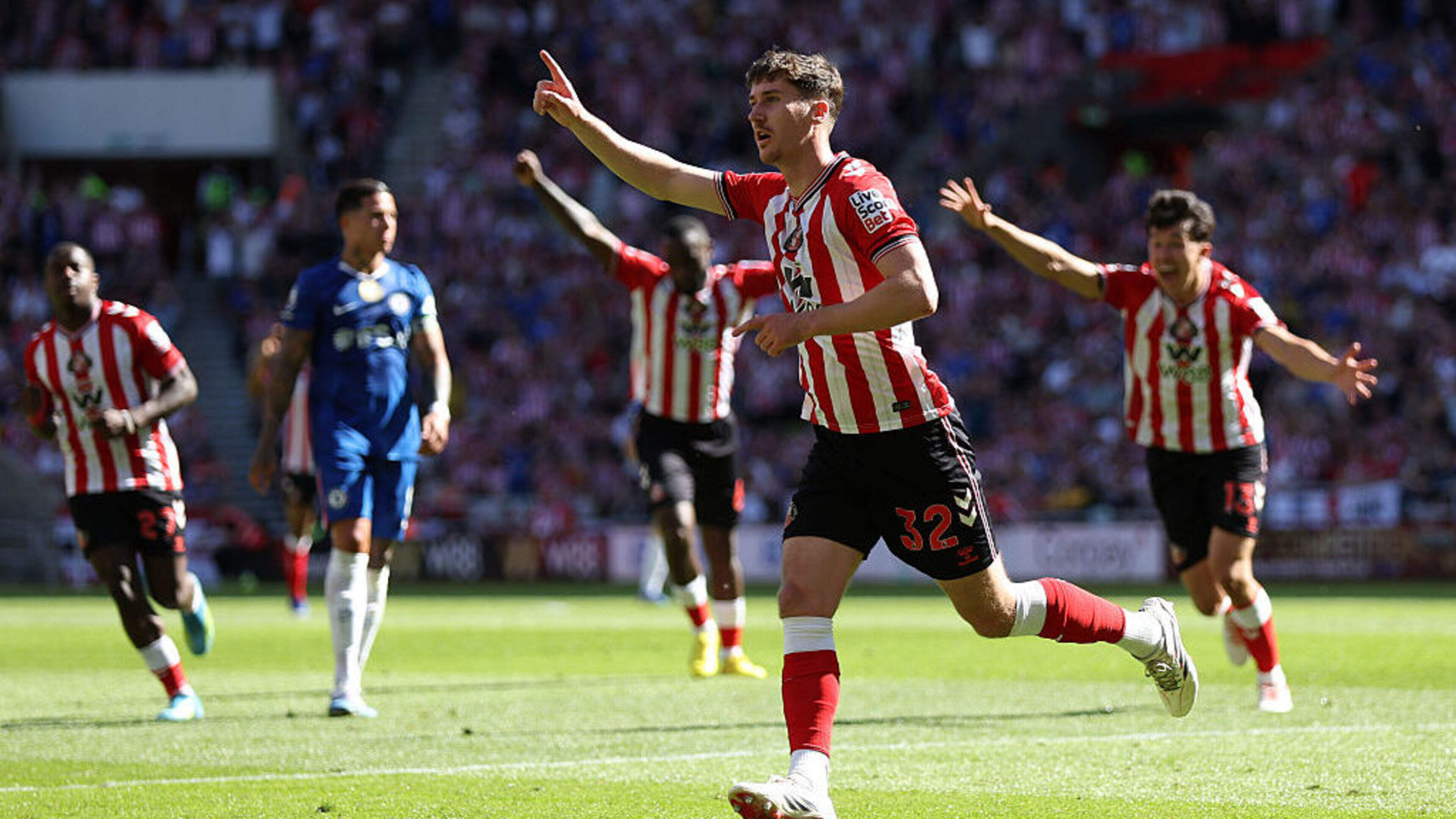 Ecstatic Northern Ireland hero outlines why Europa League spot is the least Sunderland deserve after successful first season back in Premier League