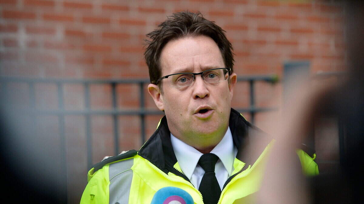 Ex-PSNI officer Chris Noble guilty of gross misconduct for appalling behaviour we’re banned from reporting