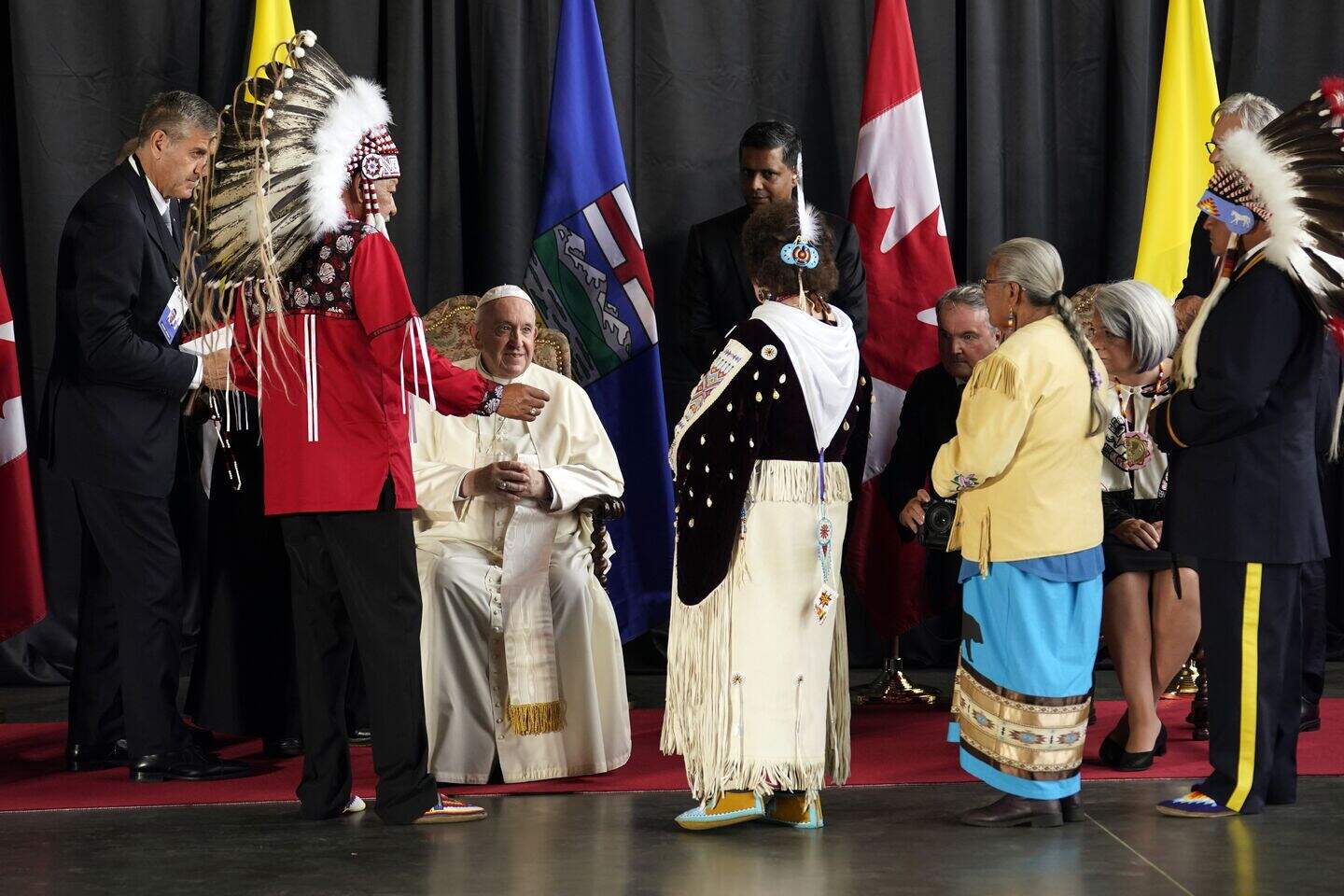 Pope arrives in Canada to apologise to Indigenous groups | Belfast ...