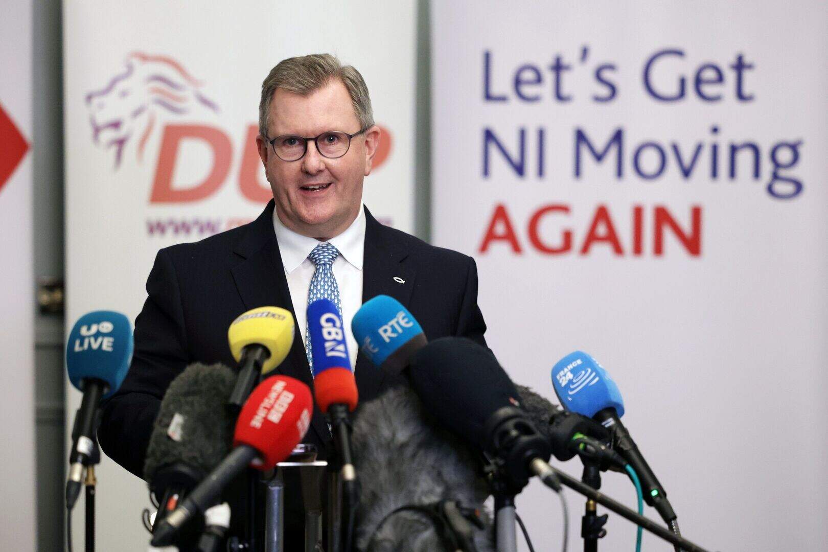 DUP agrees deal to restore power-sharing as Donaldson says party has ...