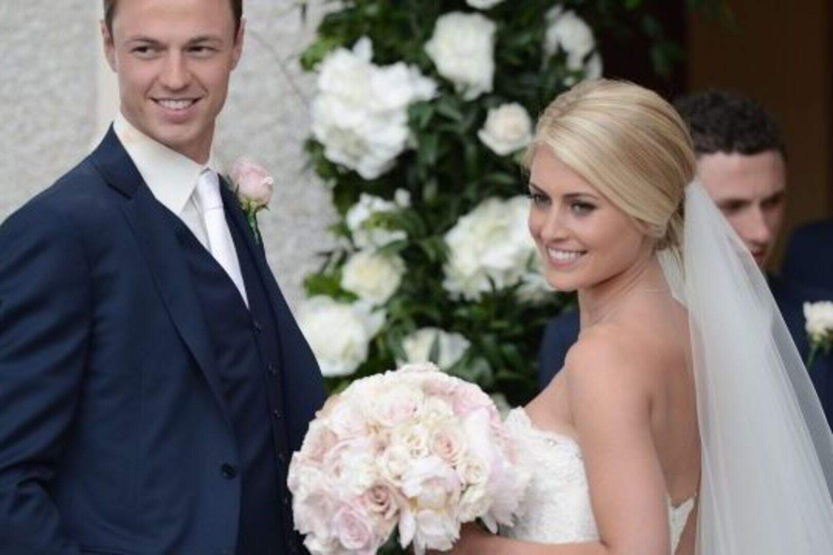 Helen McConnell ties the knot with Manchester United star Jonny Evans |  Belfast Telegraph