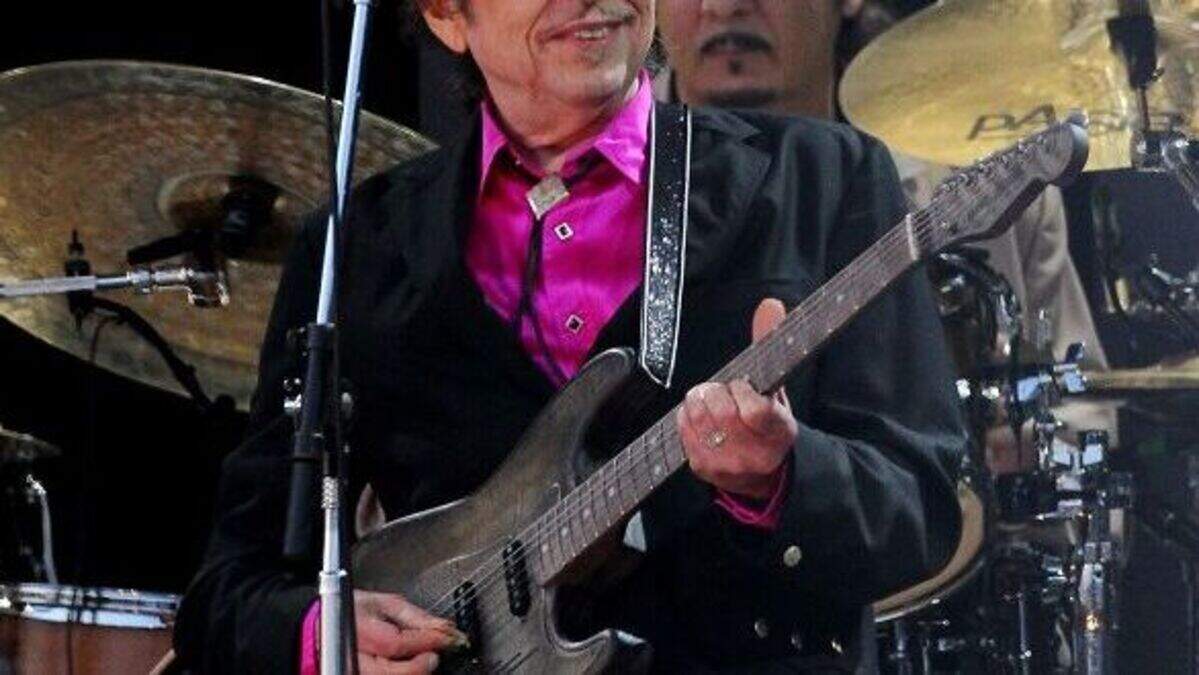 Bob Dylan to tour UK in autumn | Belfast Telegraph